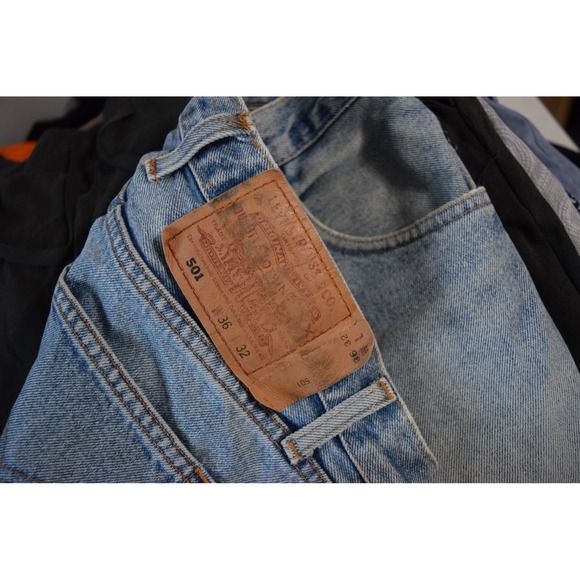 Levi's 501 Denim Skirt Light Wash Frayed Hem Distressed Large Re Worked - Picture 5 of 5